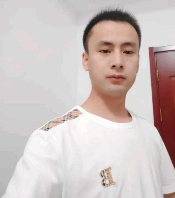 海阔天空的第一张照片--石家庄上门女婿服务网